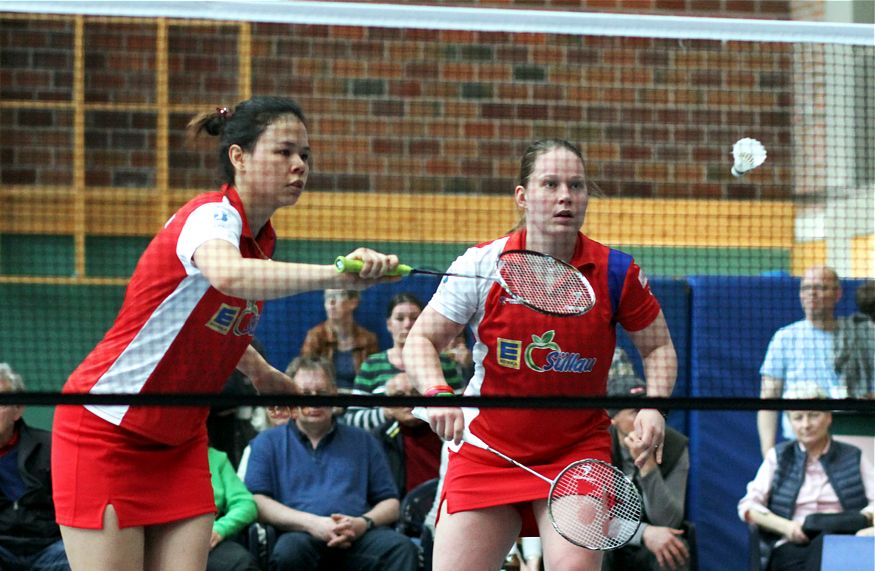 Kilasu Ostermeyer und Iris Tabeling, © Badmintonfotos von Frank Kossiski