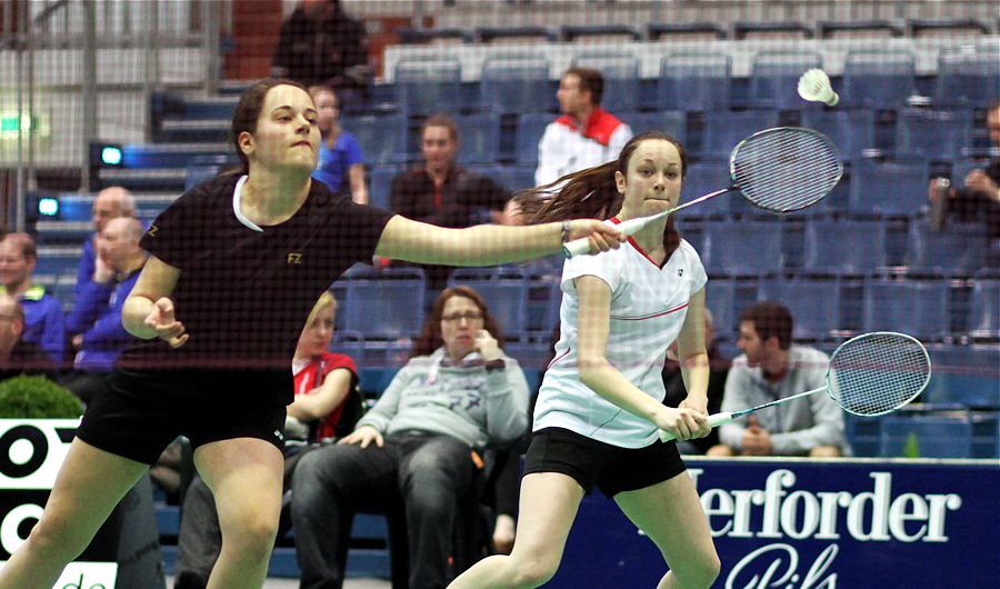 Hanna Moses und Lena Moses, © Badmintonfotos von Frank Kossiski