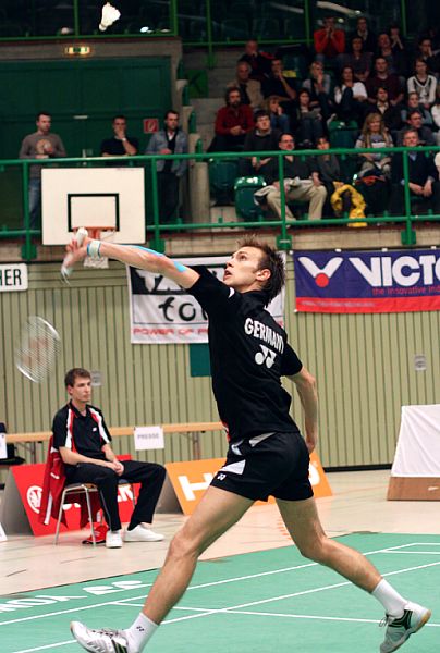 Marc Zwiebler beim Badminton-Länderspiel Deutschland - England in Wuppertal, Foto: Frank Kossiski