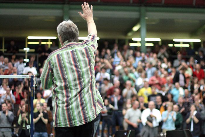 Heinz Bußmann beim Badminton-Länderspiel Deutschland - England in Heilbronn, Foto: Frank Kossiski