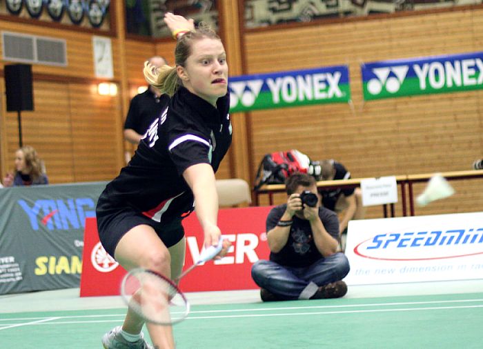 Juliane Schenk beim Badminton-Länderspiel Deutschland - England in Erlangen, Foto: Frank Kossiski